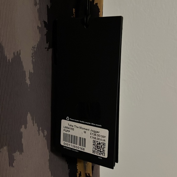 Lululemon Take The Moment Jogger + Robert Geller size M - FREE SHIPPING!!! - Picture 3 of 8